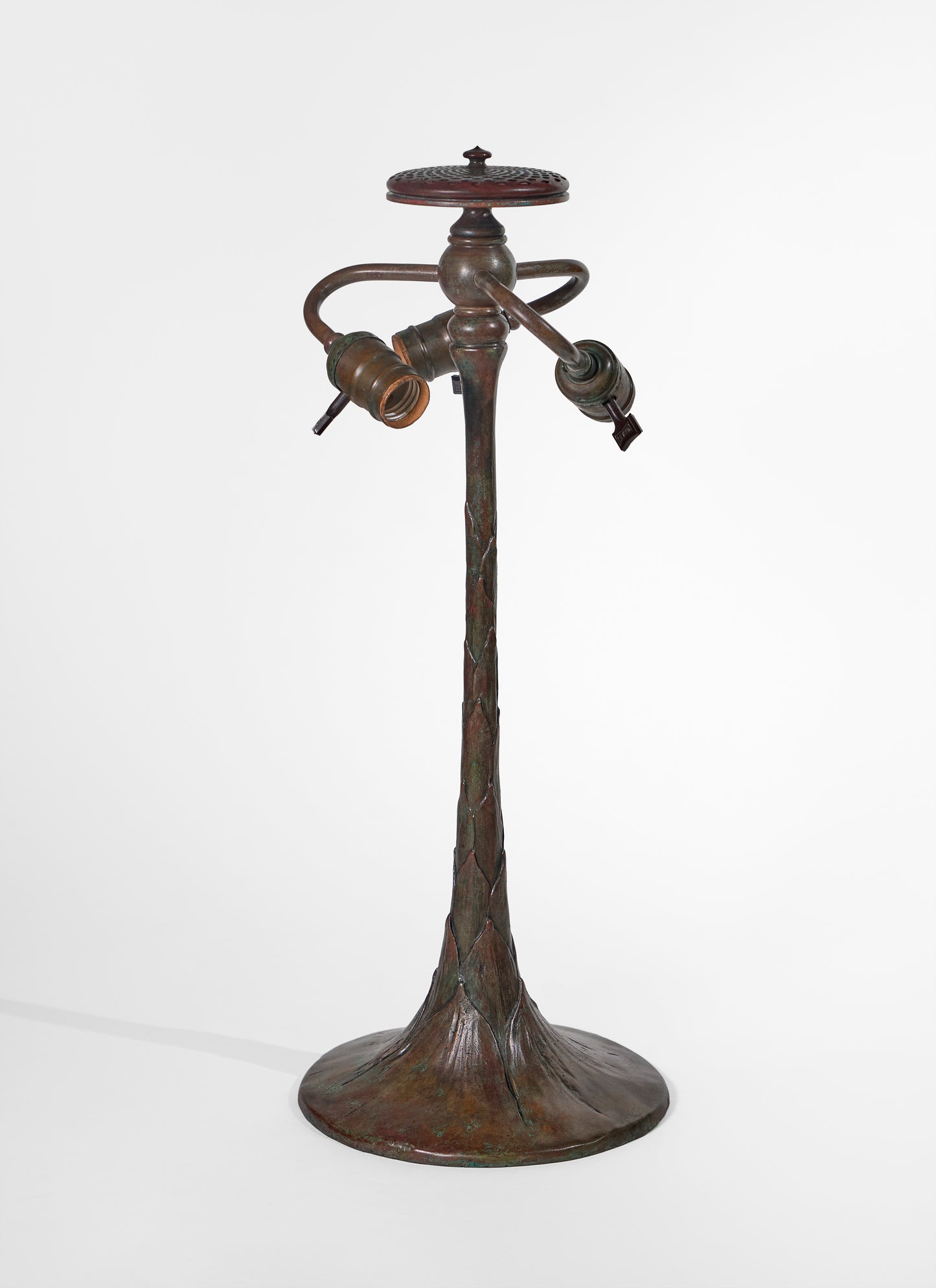 Koting Studio Small Artichoke Base - Tiffany Reproduction Hardware