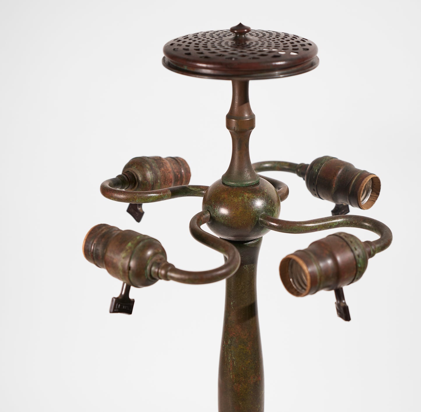 Buffalo Studio Petal Base - Tiffany Reproduction Hardware