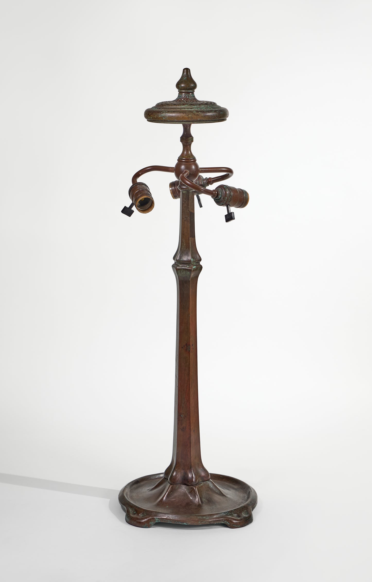 Koting Studio Large Stick Base - Tiffany Reproduction Hardware