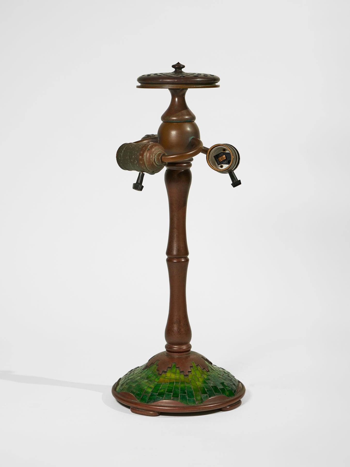 Koting Studio Stemmed Mosaic Base