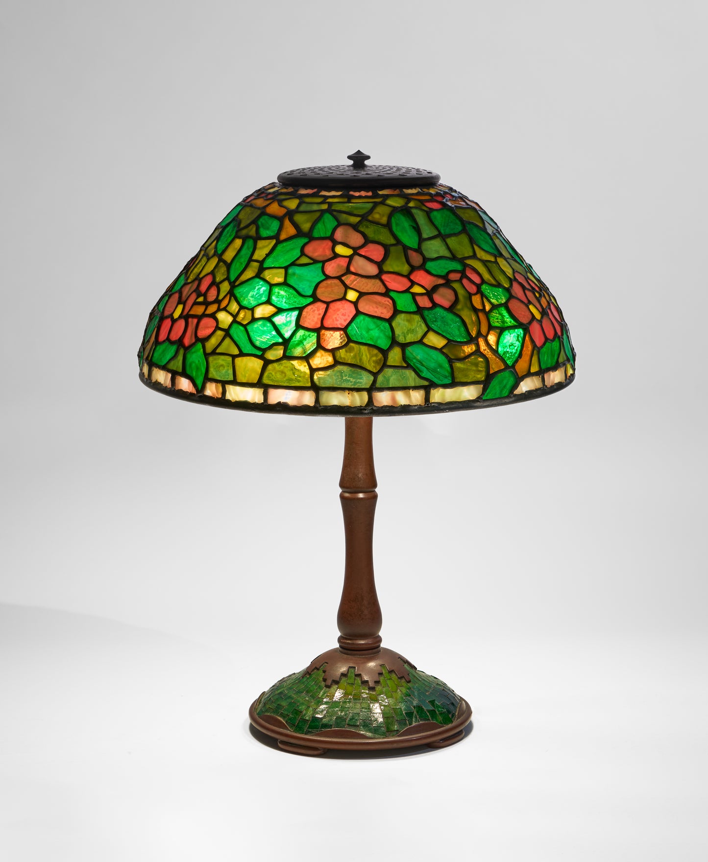 Koting Studio Stemmed Mosaic Base